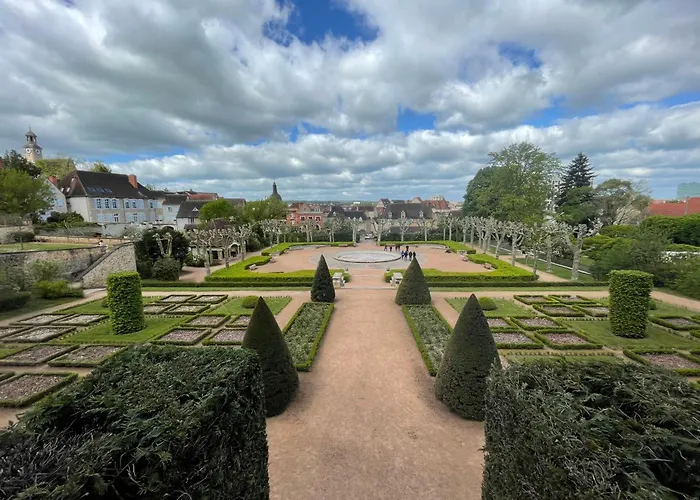 Le Renaissance - Home Homy