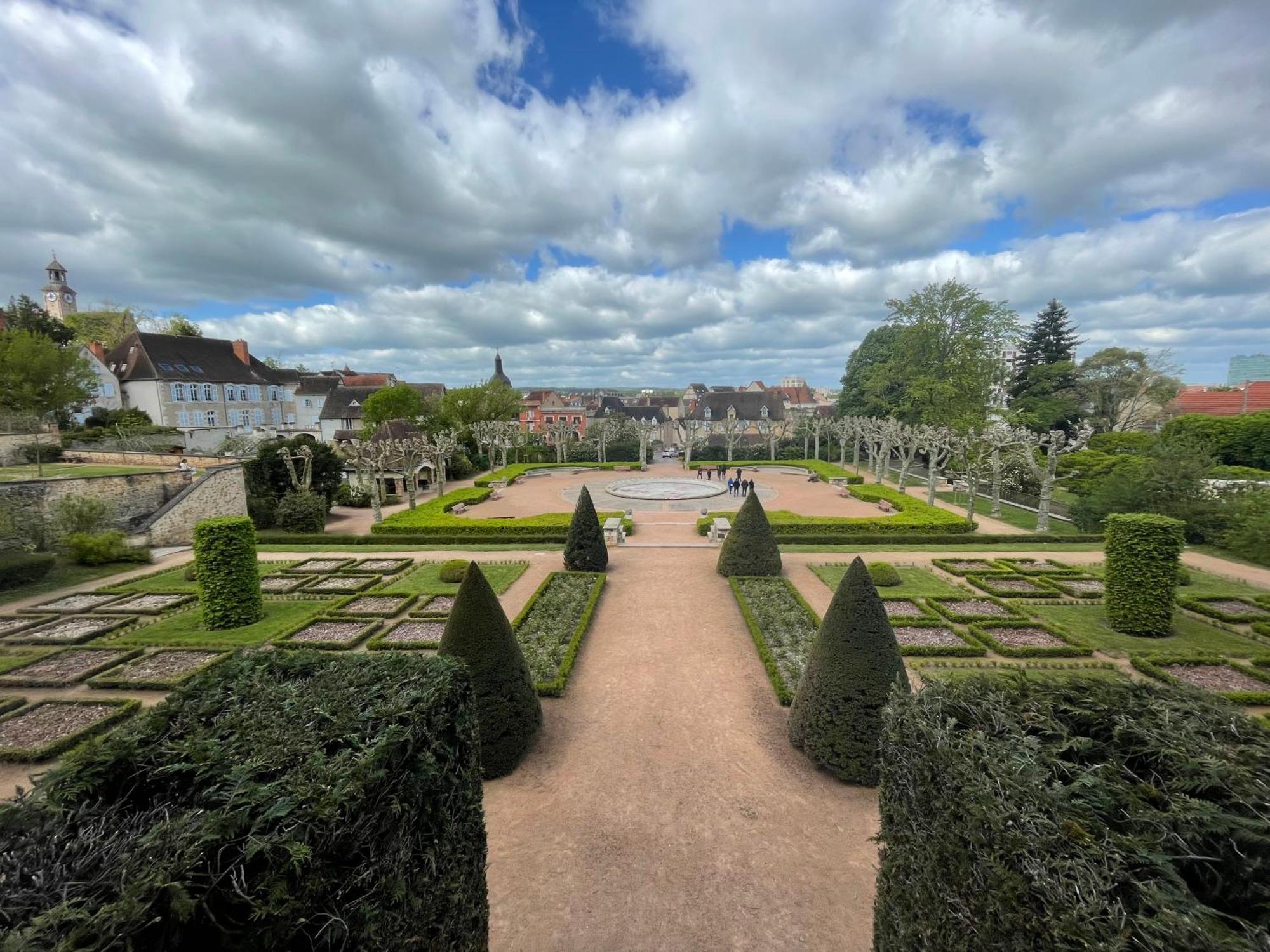 Appartement Le Renaissance - Homy Montluçon